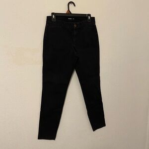 Black Skinny pants